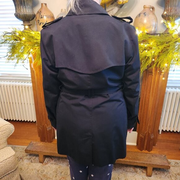 Burberry Black Harbourne Double Breasted Trench Coat, Authentic - Picture 2 of 8